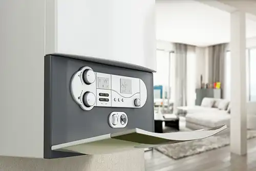 Wandmontierter Kombikessel mit Blick auf ein modernes Wohnzimmer. 3D-Illustration